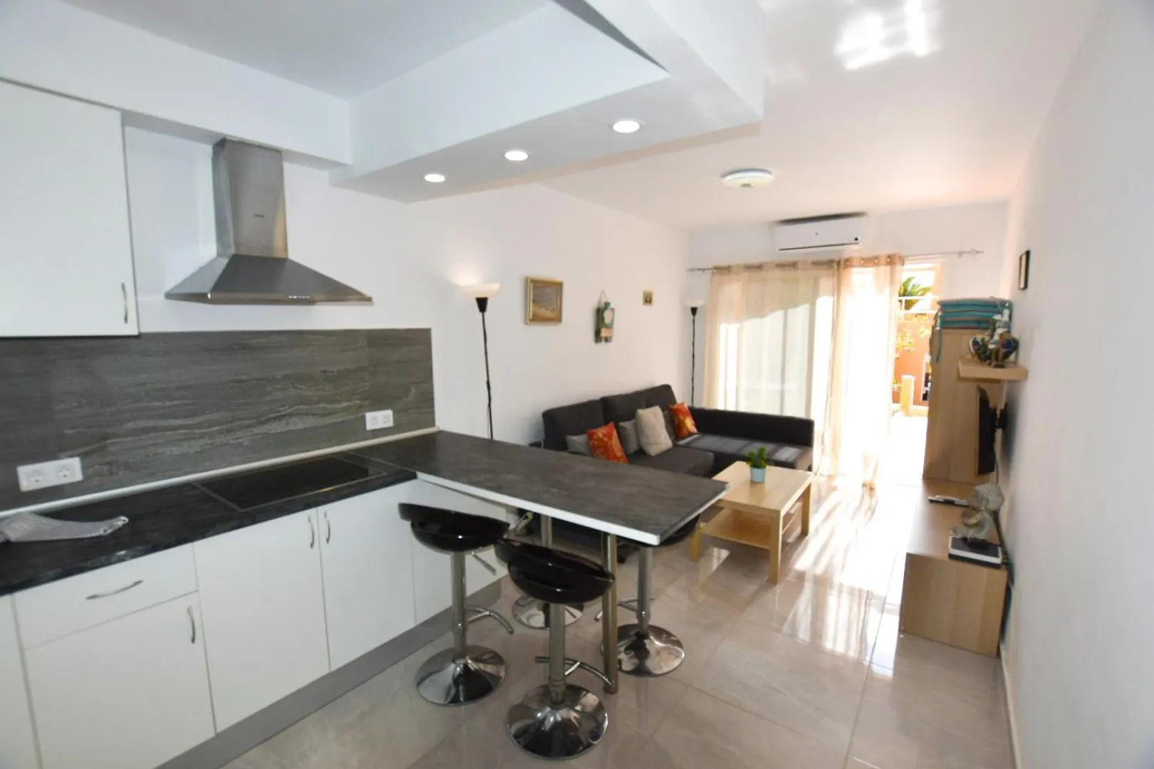 Book Jet - Las Lomas Sunny Holiday Homes Costa Calma